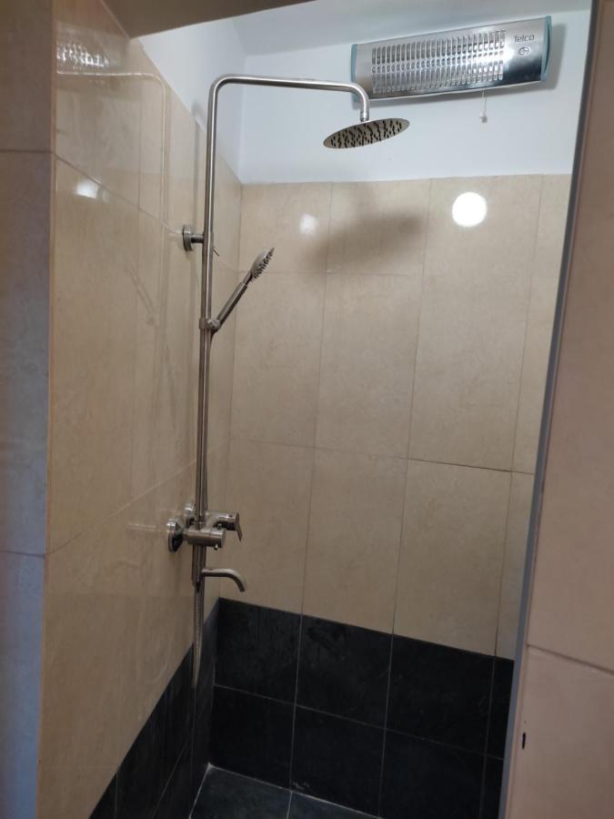 Vatos 2 Bedroom Apartment Luaran gambar